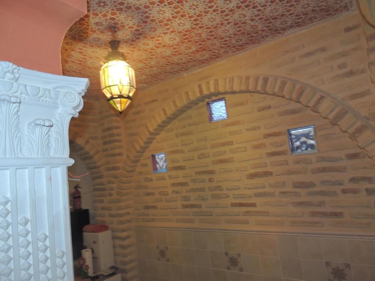 Casa Marhaba - Welcome Sevilla Buitenkant foto