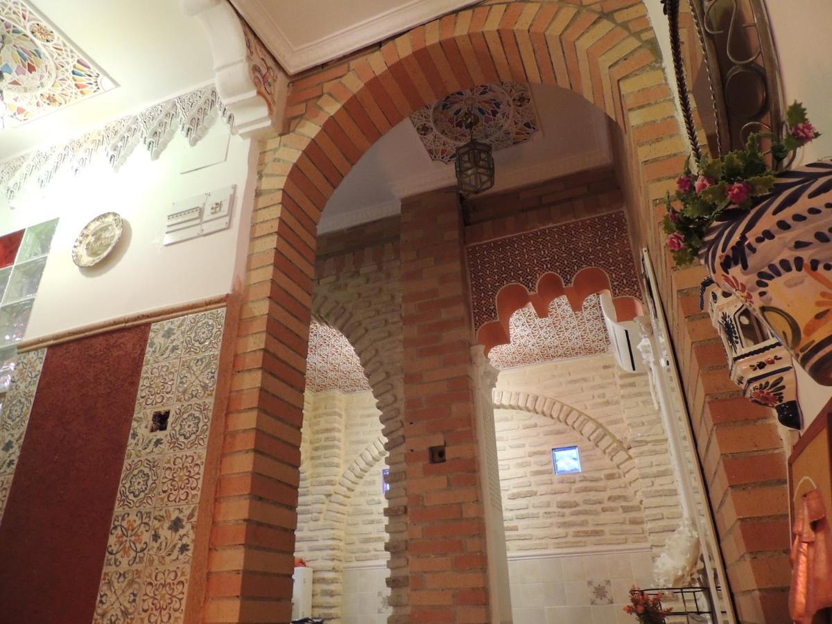 Casa Marhaba - Welcome Sevilla Buitenkant foto