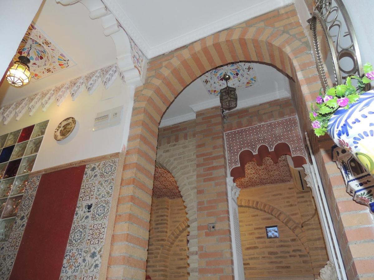 Casa Marhaba - Welcome Sevilla Buitenkant foto