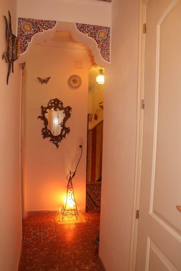 Casa Marhaba - Welcome Sevilla Buitenkant foto